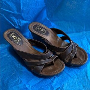 Decree Brown Women's Sandals